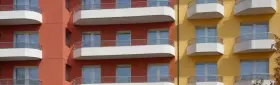 Сравнение участков в городе и пригороде для покупки